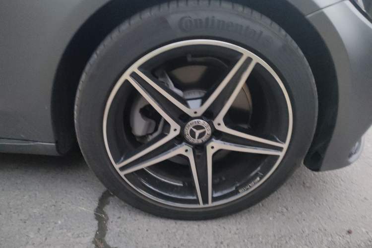 Used Mercedes-Benz C-Class 2018 C 180 L Fashion Model