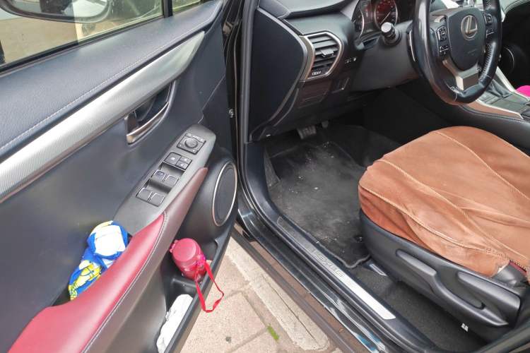 Used Lexus NX 2017 200 Front-Wheel-Drive X-Trail SE Edition Driver Seat