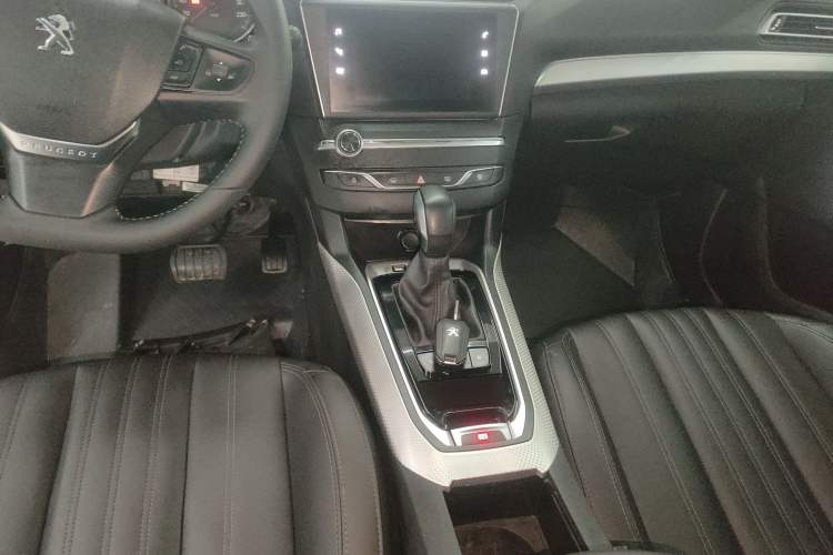 Used Peugeot 408 2019 350THP Automatic Luxury Edition China V Standard Audio And AC Panel