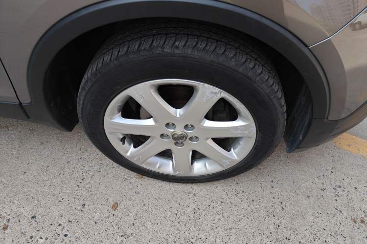 Used Buick Encore 2014 1.4T Automatic Two-Wheel Drive Urban Elite Model Right Front Wheel Hub