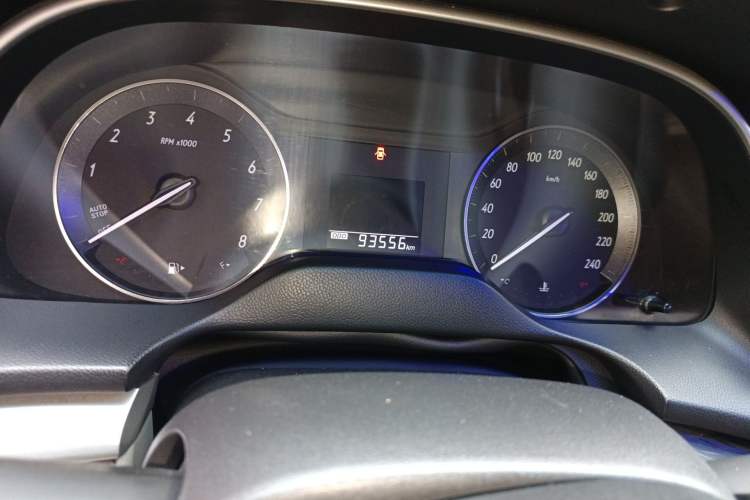 Used Buick GT 2017 15N Automatic Entry-Level Trim Odometer Close Up