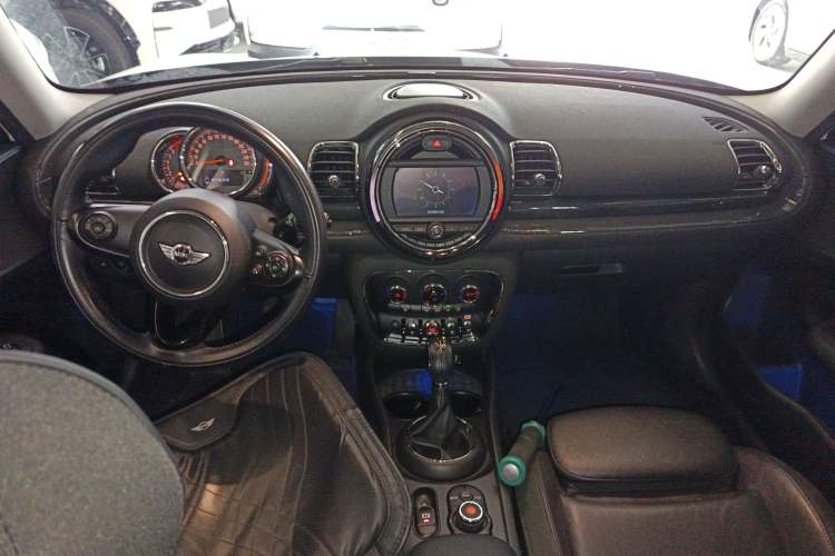 Used MINI Clubman 2016 Revised Version 1.5T COOPER Connoisseur Edition
