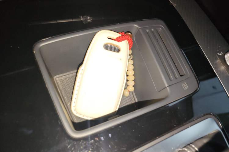 Used Audi Q5L 2022 40T Luxury Dynamic Model Vehicle Key