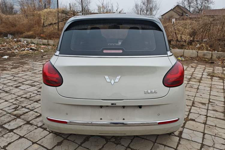 Used Wuling Bingo 2023 333 km Lingxi Connected+ Version