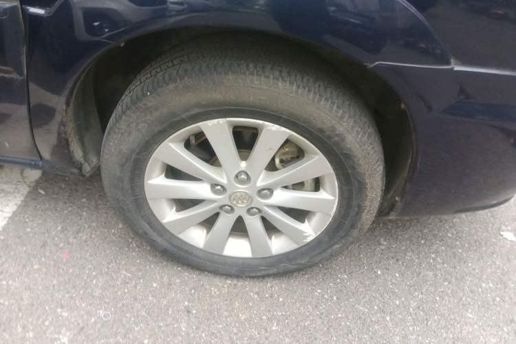 Used Buick GL8 2011 2.4L LT Executive Edition
