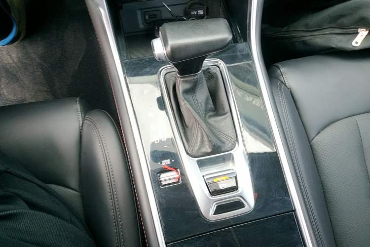 Used CHANGAN CS75 2021 Honor Million Edition 280T DCT Navigation Model
