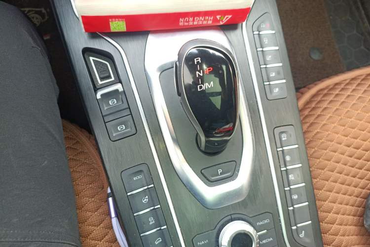 Used Wey VV6 2018 2.0T Four-Wheel Drive Flagship Version China V Standard