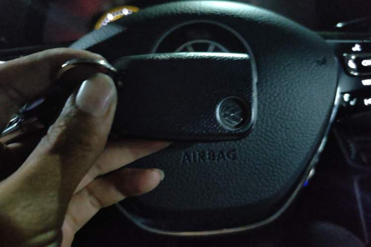 Used Volkswagen Tharu 2021 280TSI Two-Wheel Drive Comfort Edition Vehicle Key