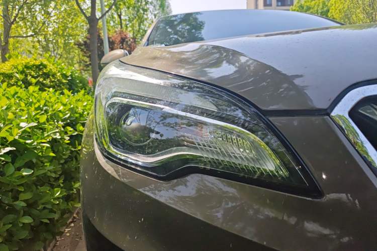 Used Buick Envision 2016 20T Two-Wheel Drive Leading Version Right Front Headlight