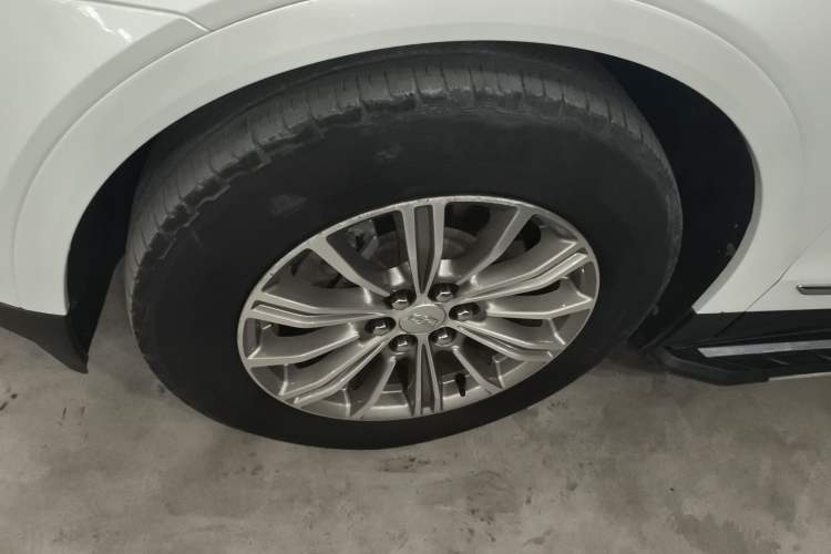 Used Cadillac XT5 2018 25T Luxury Model