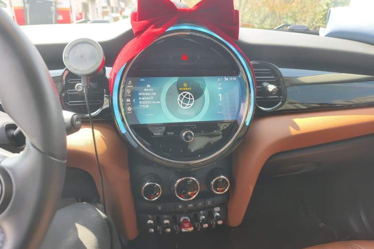 Used MINI 2022 1.5T COOPER Artist
