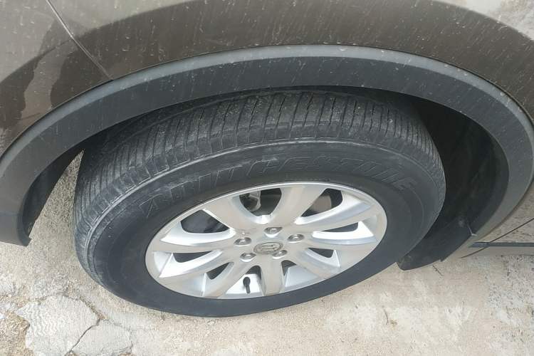 Used Buick Envision 2019 20T Two-Wheel Drive Elite Version China V Standard Left Front Wheel Hub