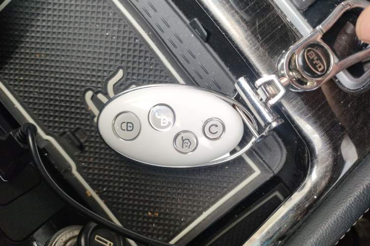 Used BYD Song 2020 Classic Edition 1.5T Automatic Elite Model Vehicle Key