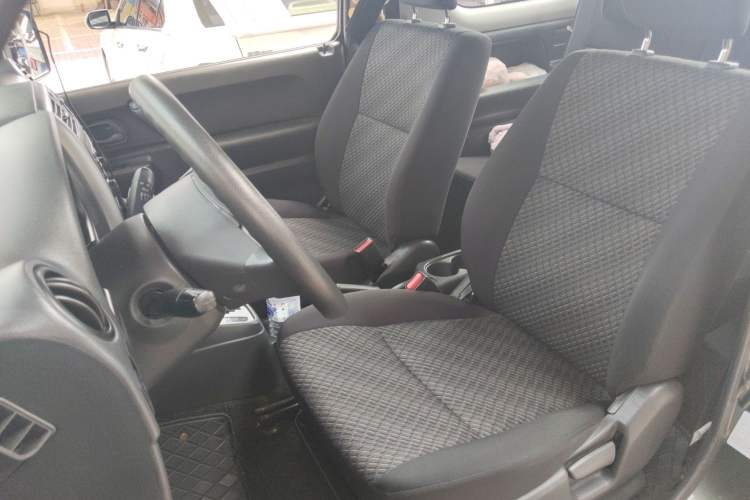 Used Suzuki Jimny 2015 1.3 AT JLX
