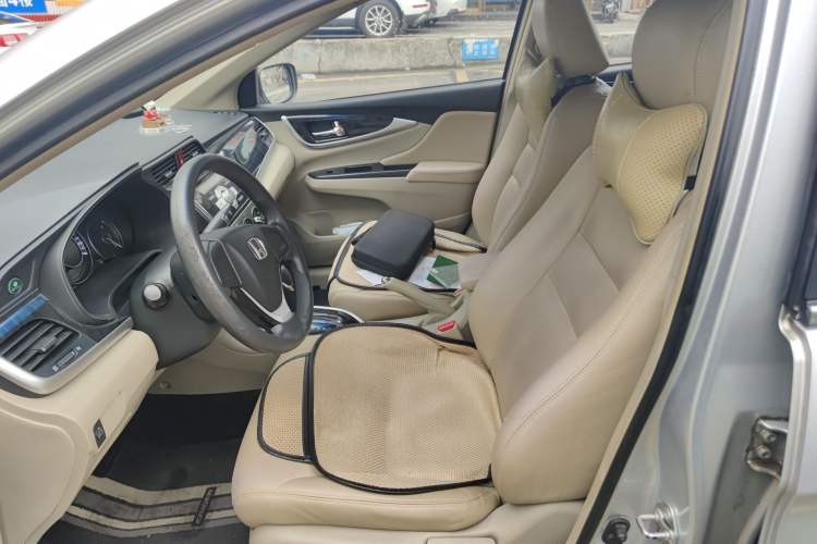 Used Honda Crider 2013 1.8L automatic comfort version
