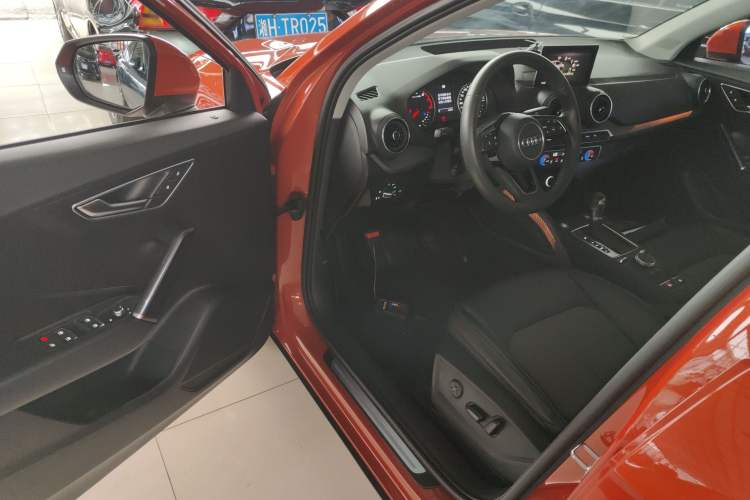 Used Audi Q2L 2020 35 TFSI Fashionable and Elegant Model
