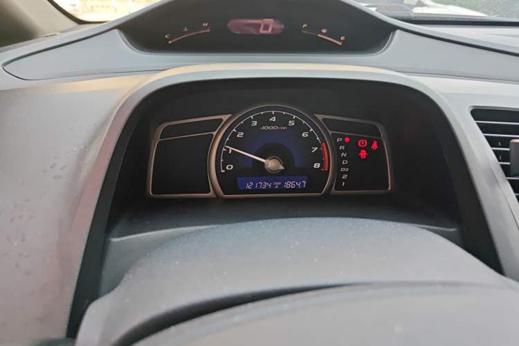 Used Honda Civic 2009 1.8L automatic comfort version
