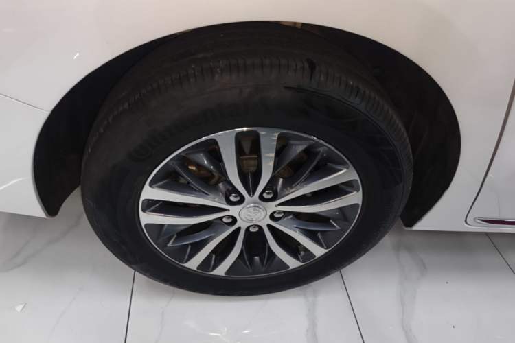 Used Buick GL8 2023 ES Lu Zun Comfort Model