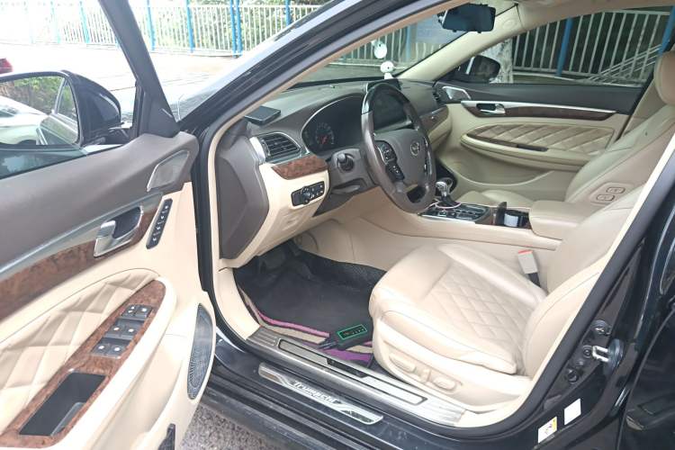 Used GAC Trumpchi GA8 2016 320T Luxury Edition
