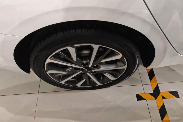 Used Kia K3 2021 Revised 1.5L CVT Fashion Edition
