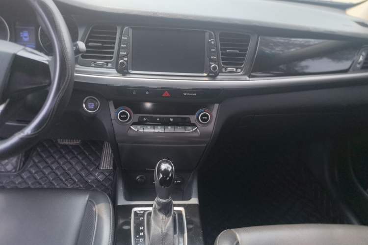 Used Hyundai Mistra 2017 1.8L Automatic Smart GLS China V Standard Audio And AC Panel