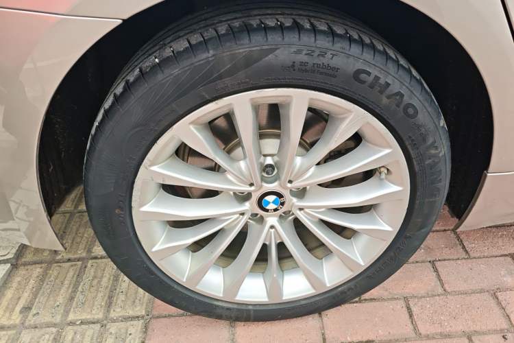 Used BMW 5 Series 2019 Facelifted 530Li Leading Edition Luxury Package