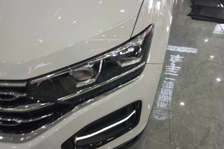 Used Volkswagen Tayron 2021 330TSI Two-Wheel Drive Luxury Smart Connectivity Version