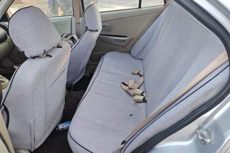 Used Soueast V3 Lingyue 2013 Revised Version 1.5L Manual – Affordable Edition Left Rear Seat