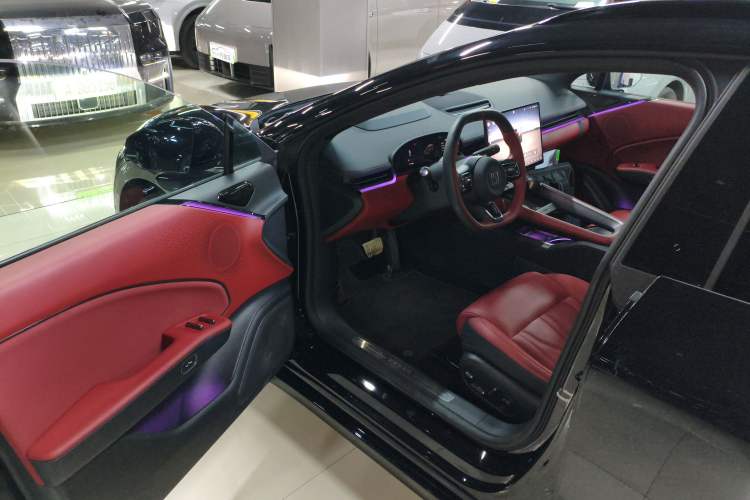 Used Zeekr 007GT 2025 Rear-Drive Intelligent Driving Version 75 kWh
