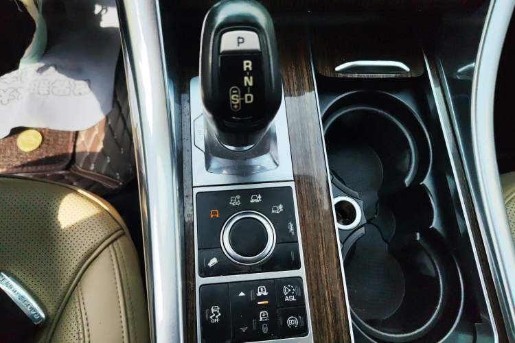 Used Land Rover Range Sport 2014 3.0T V6 Gasoline Version U.S. Specification Gear Lever