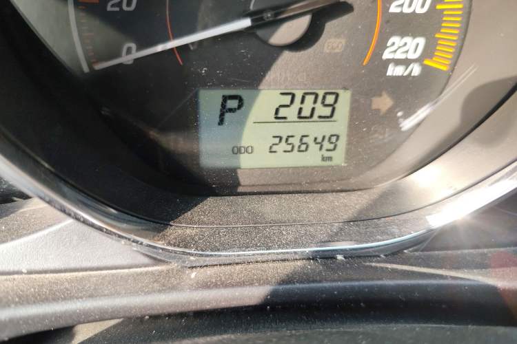 Used Toyota YARiS L Zhi Xuan 2021 X-Trail 1.5L CVT Leading Edition