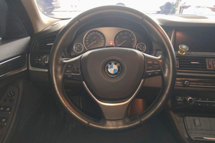 Used BMW 5 Series 2017 525Li Luxury Design Package