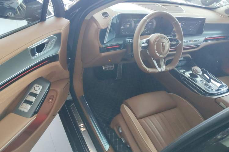 Used Hongqi H9 2025 2.0T Two-Wheel-Drive Flagship Private Enjoyment Style 5 Seats