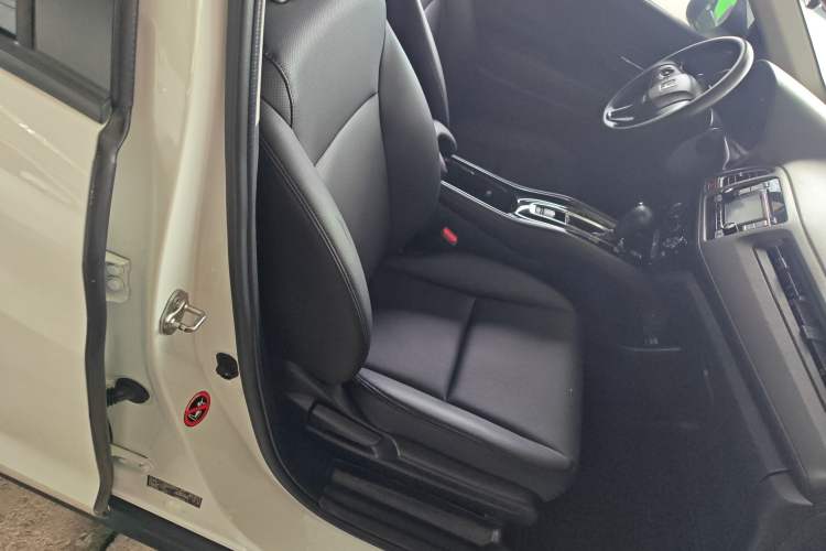 Used Honda Vezel 2017 1.8L CVT Front-Wheel Drive Pioneer Edition
