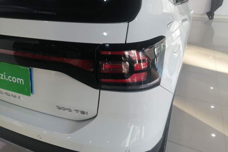 Used Volkswagen Tacqua 2023 200TSI DSG Joy-Connect Edition
