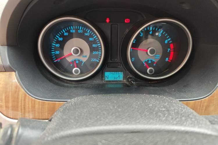 Used Buick Excelle 2015 1.5L Automatic Classic Model
