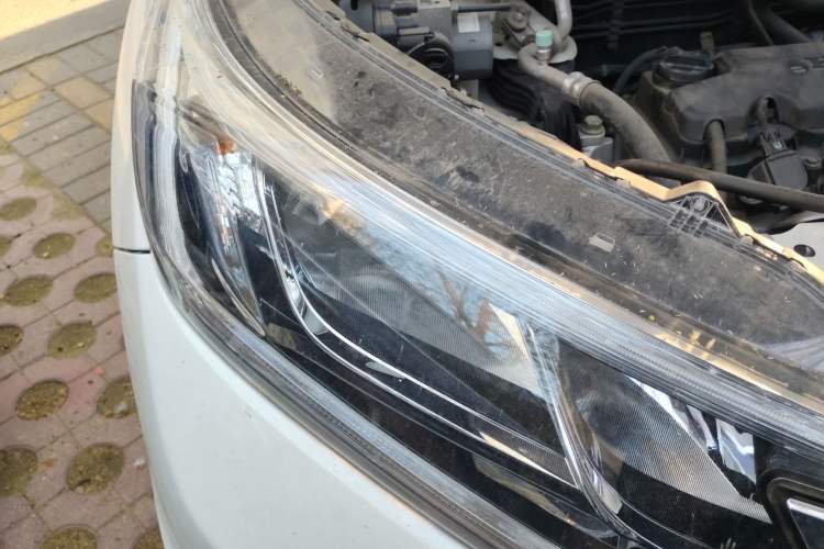 Used Honda CR-V 2016 2.0L two-wheel drive Urban Edition