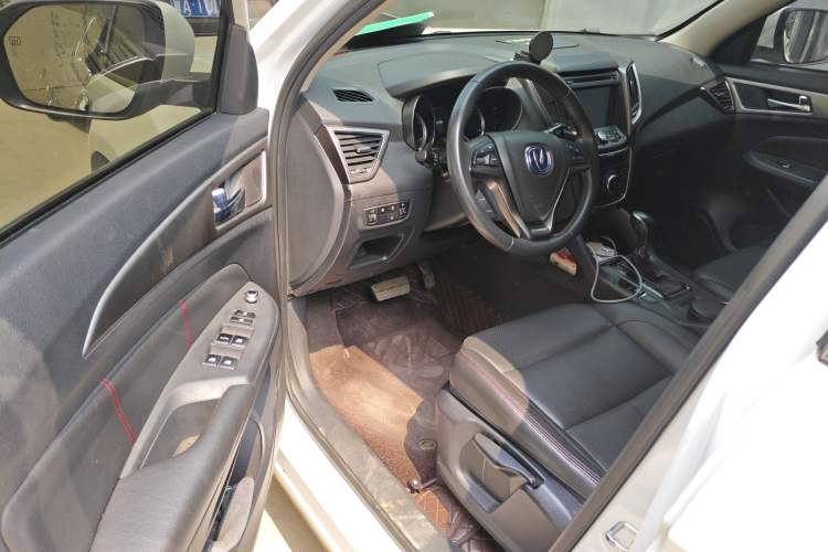 Used CHANGAN CS75 2016 1.8T Automatic Elite Model China V Standard
