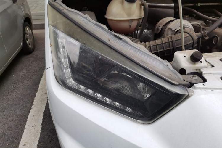 Used JMC Transit 2017 2.8T Commercial Version Short Wheelbase Mid-Roof 6/7/8-Seater JX493
