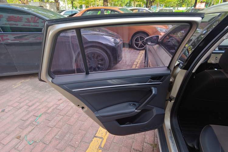 Used Volkswagen C-TREK 2018 1.5L Automatic Comfort Model