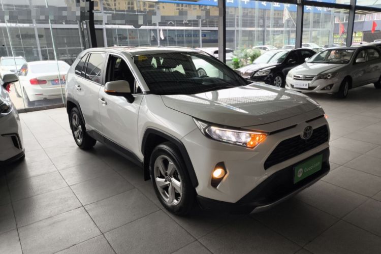 Used Toyota RAV4 2020 2.0L CVT Two-Wheel Drive Fashion Edition
