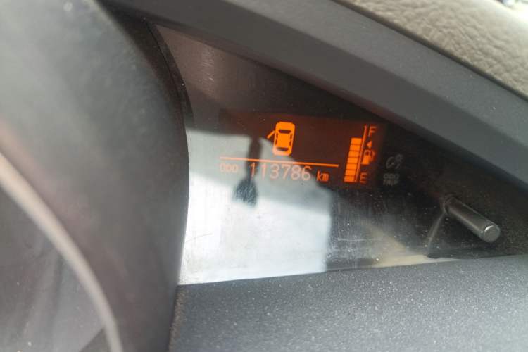 Used Toyota Verso 2015 180E CVT Crossover Edition Odometer Close Up