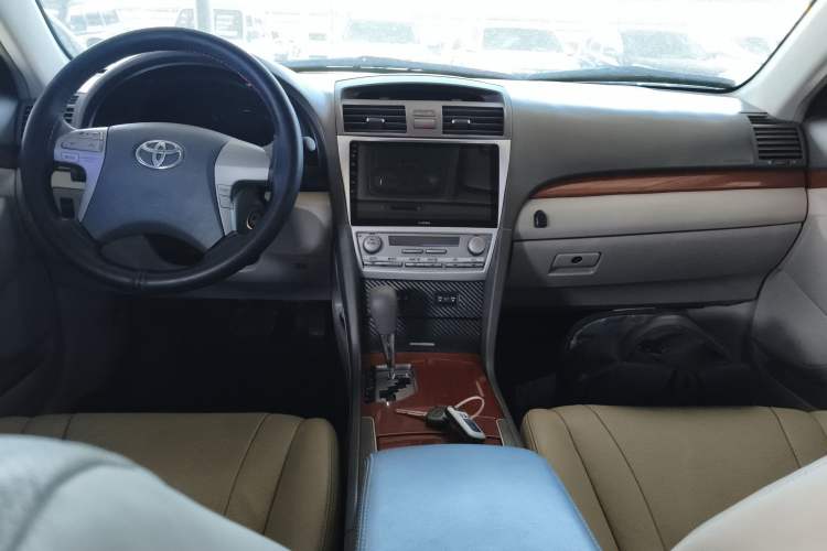 Used Toyota Camry 2013 200G Classic Luxury Edition
