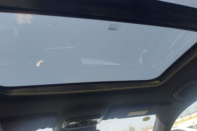 Used Geely Auto Preface 2026 Model Oriental Yao 1.5TD Fuyao Edition Headliner