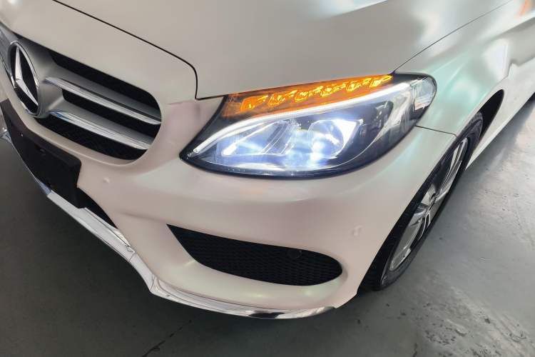 Used Mercedes-Benz C-Class 2017 Facelift C 200 L Sport Edition