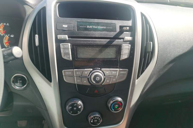 Used BYD F3 2015 Energy-Saving Edition 1.5L Manual Luxury Model