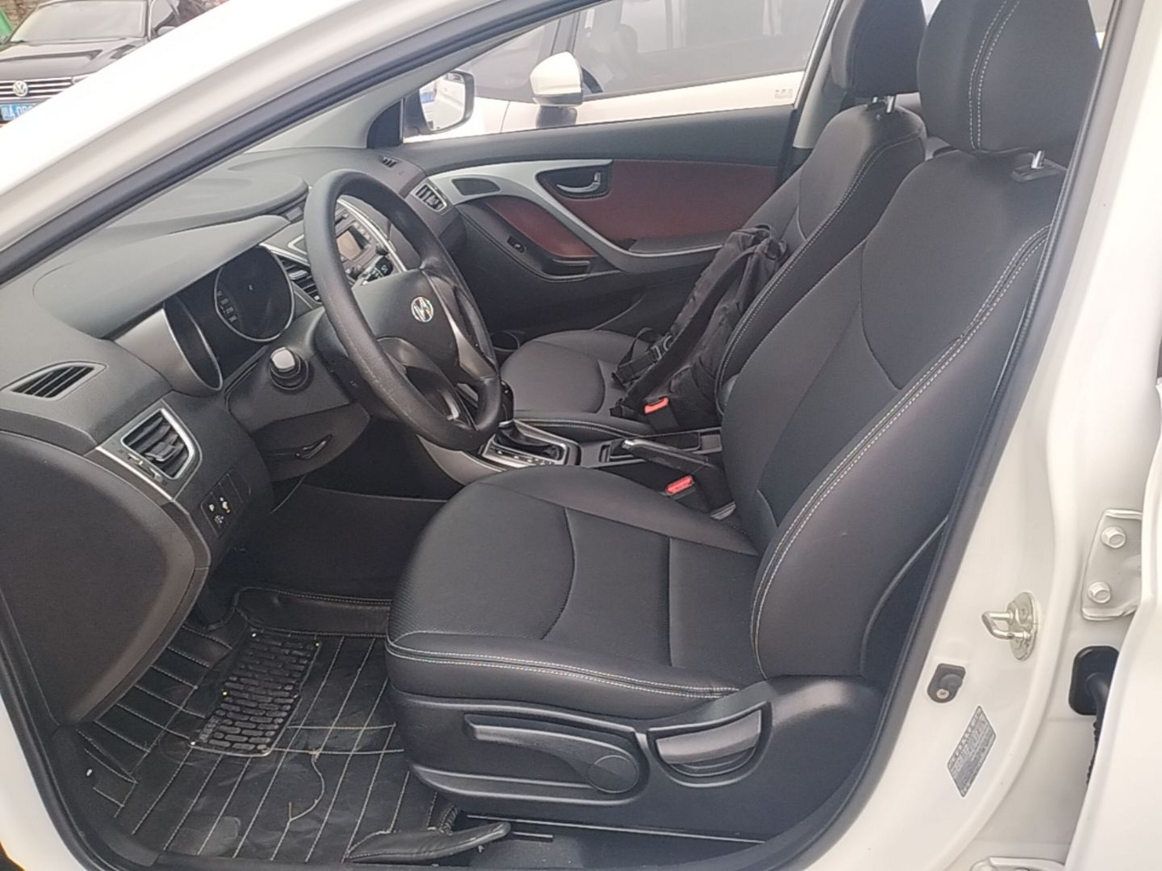 Avant de la voiture