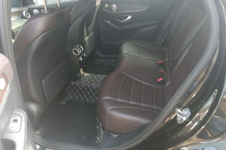 Used Mercedes-Benz GLC 2019 Refreshed GLC 300 L 4MATIC Dynamic Edition