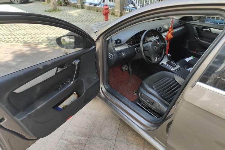 Used Volkswagen Magotan 2013 1.8TSI Premier Model Driver Seat