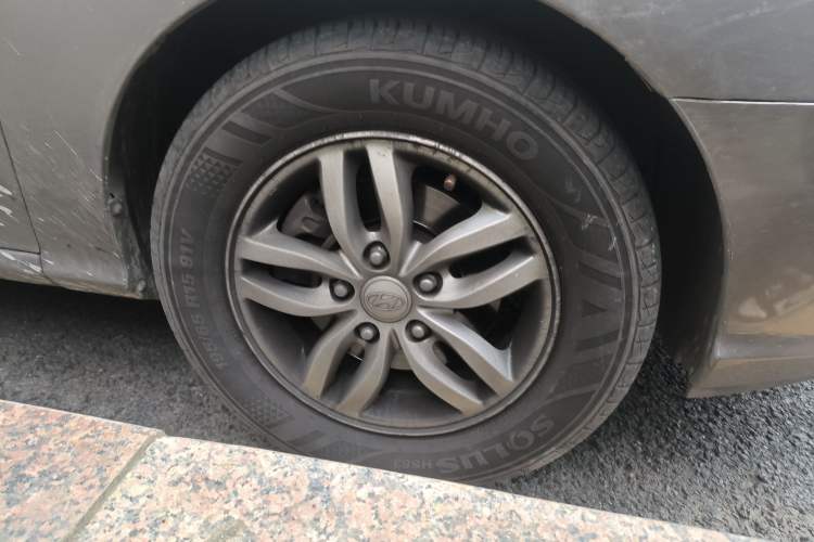 Used Hyundai Celesta 2011 1.6L Manual Luxury Model
